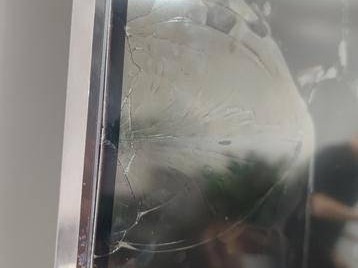 货拉拉司机离开后客户才发现电视屏幕有米乐体育登录裂纹 遇到这种情况该咋处理?